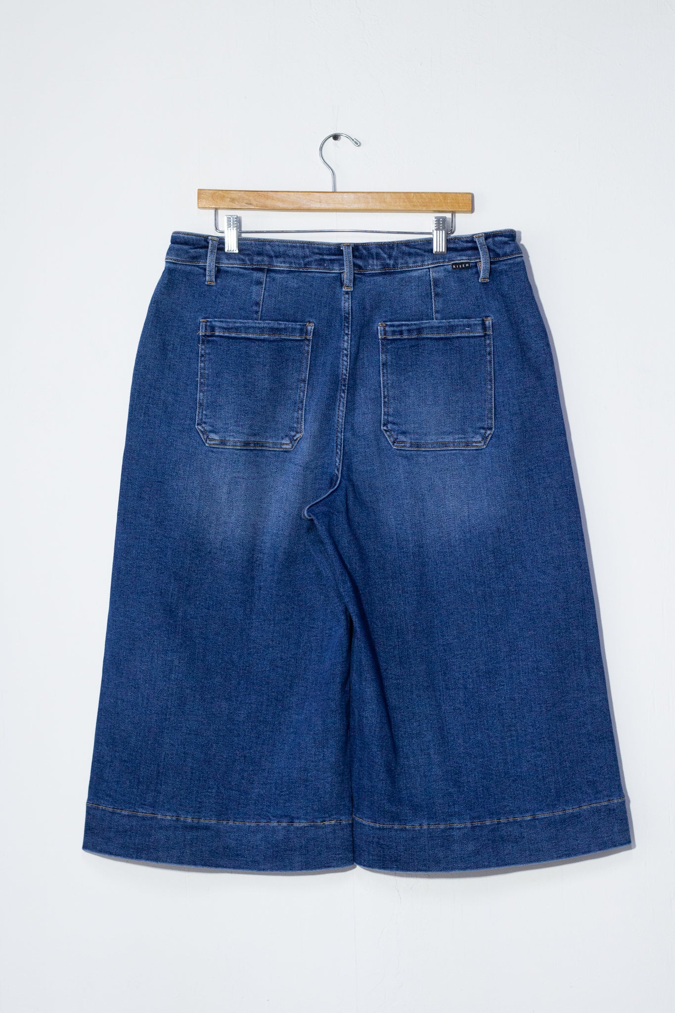 Bermudas short liso