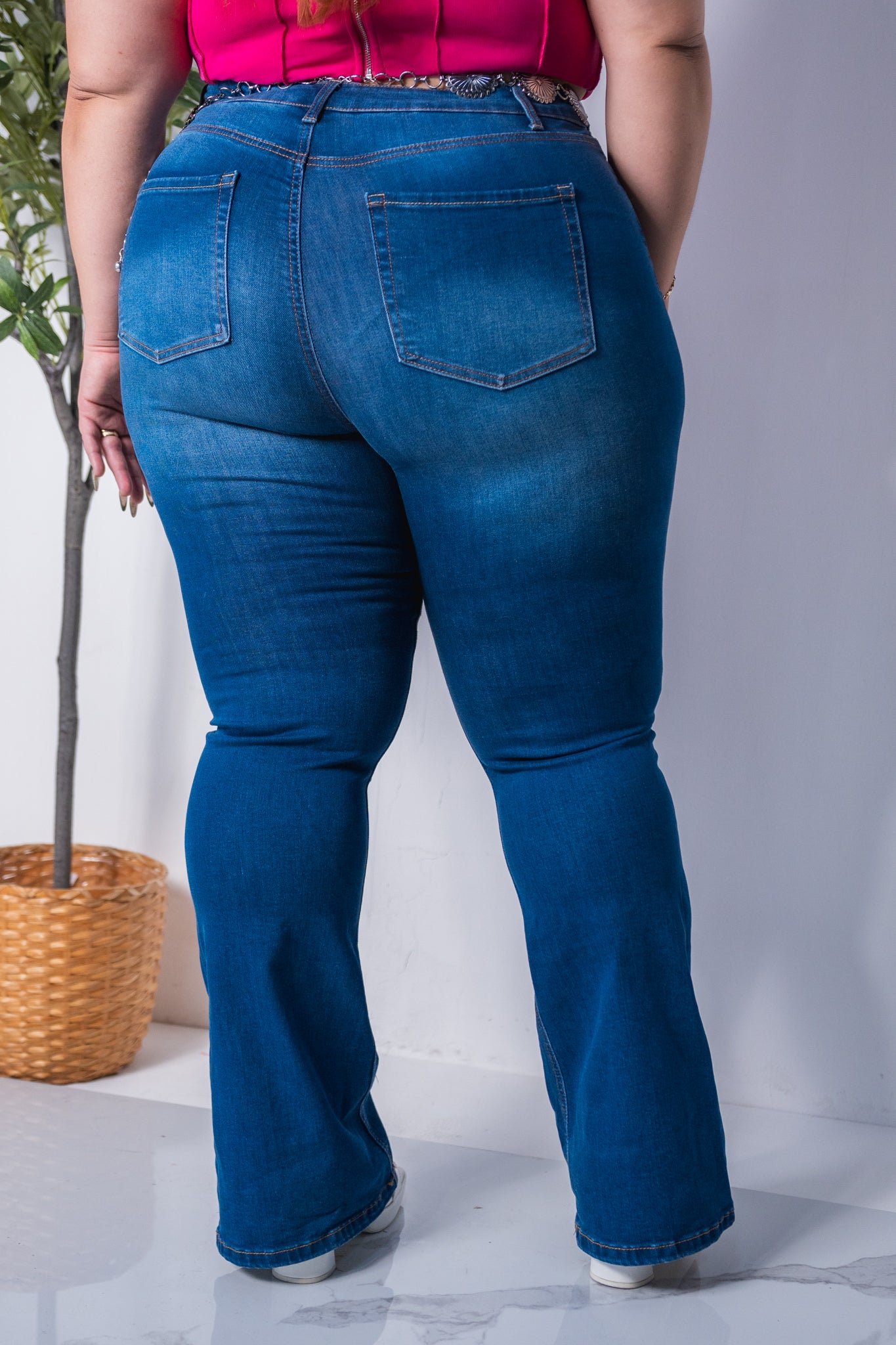 Jeans flare rasgado osc